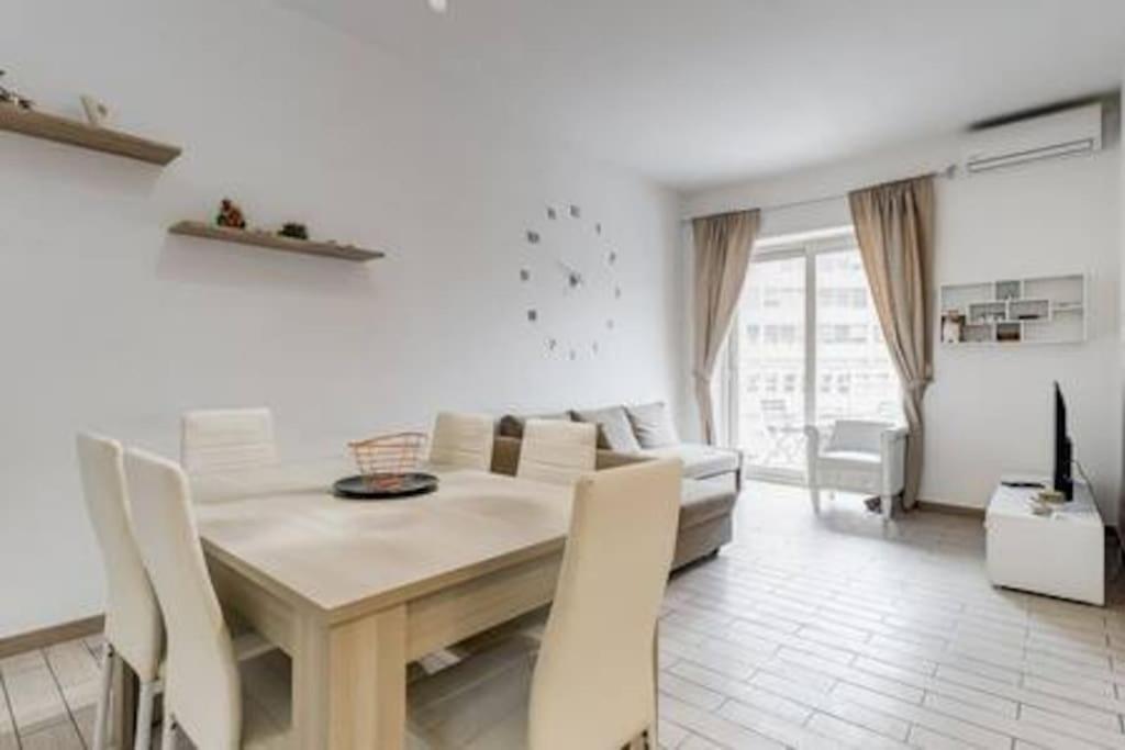 Domus Laterani By Jfm - Comfortable Apartment Big Terrace Colosseo Rzym Zewnętrze zdjęcie