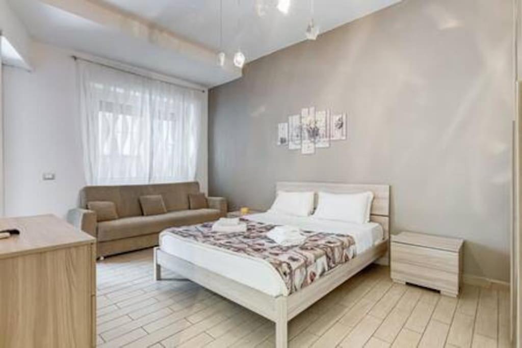 Domus Laterani By Jfm - Comfortable Apartment Big Terrace Colosseo Rzym Zewnętrze zdjęcie